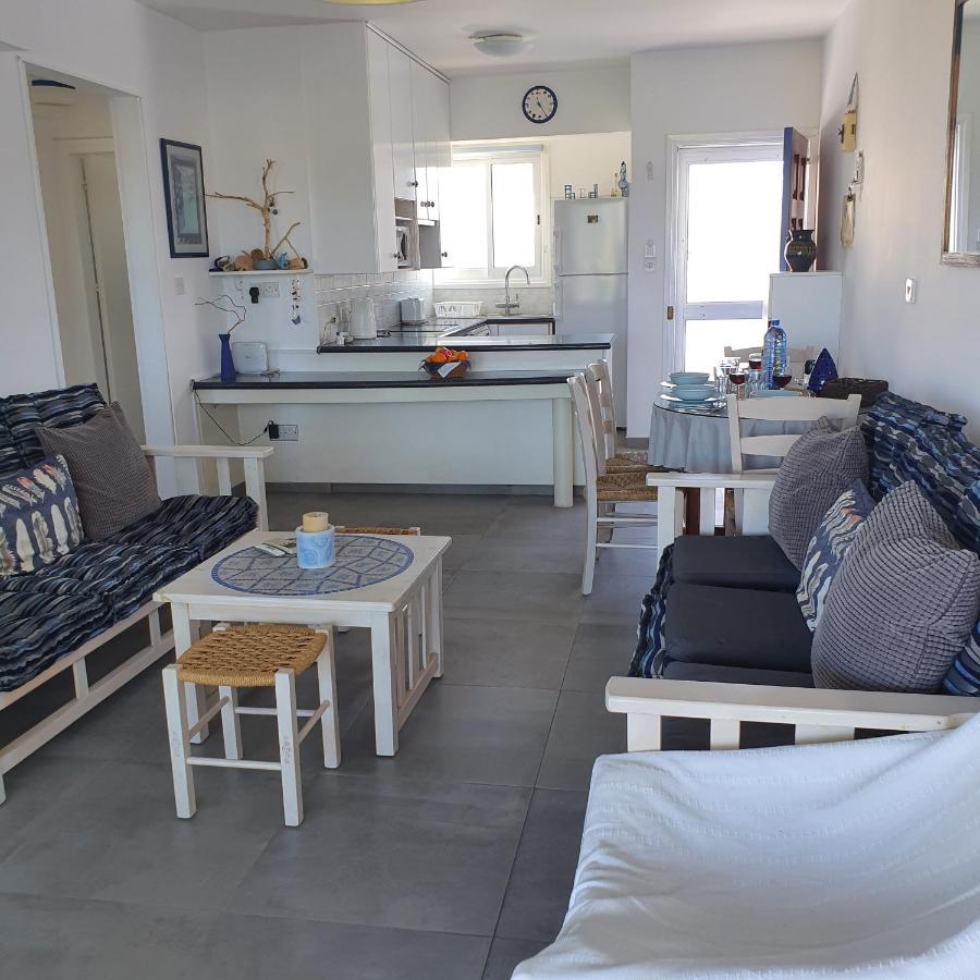 Latchi Ithaki, 2 Bedroom Penthouse Exterior foto